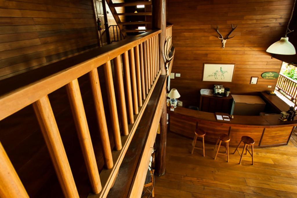Riverhouse-The Teak House Mae Sariang Zewnętrze zdjęcie